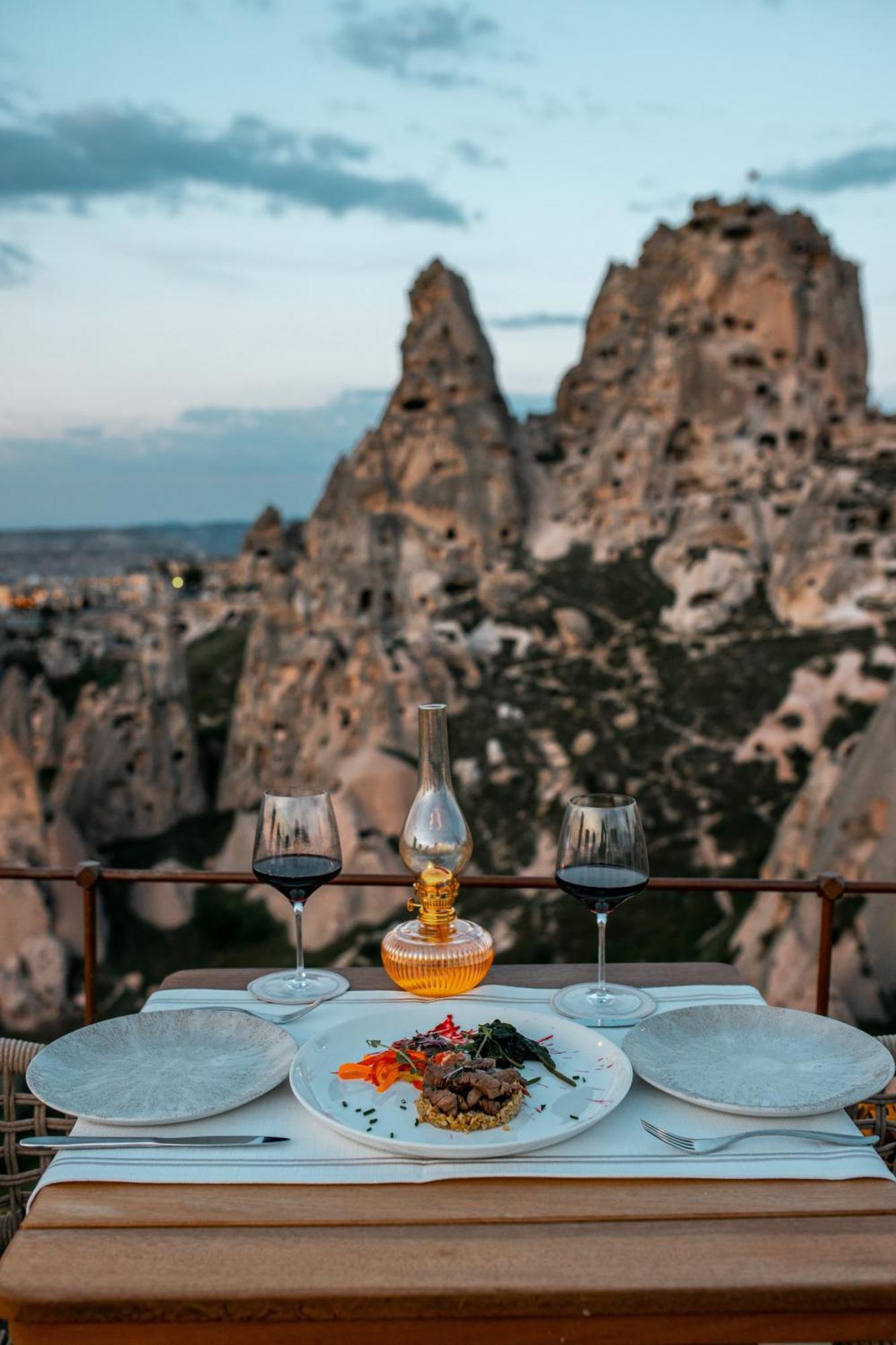 Via Regia Cappadocia Hotel อุตชิซาร์ ภายนอก รูปภาพ