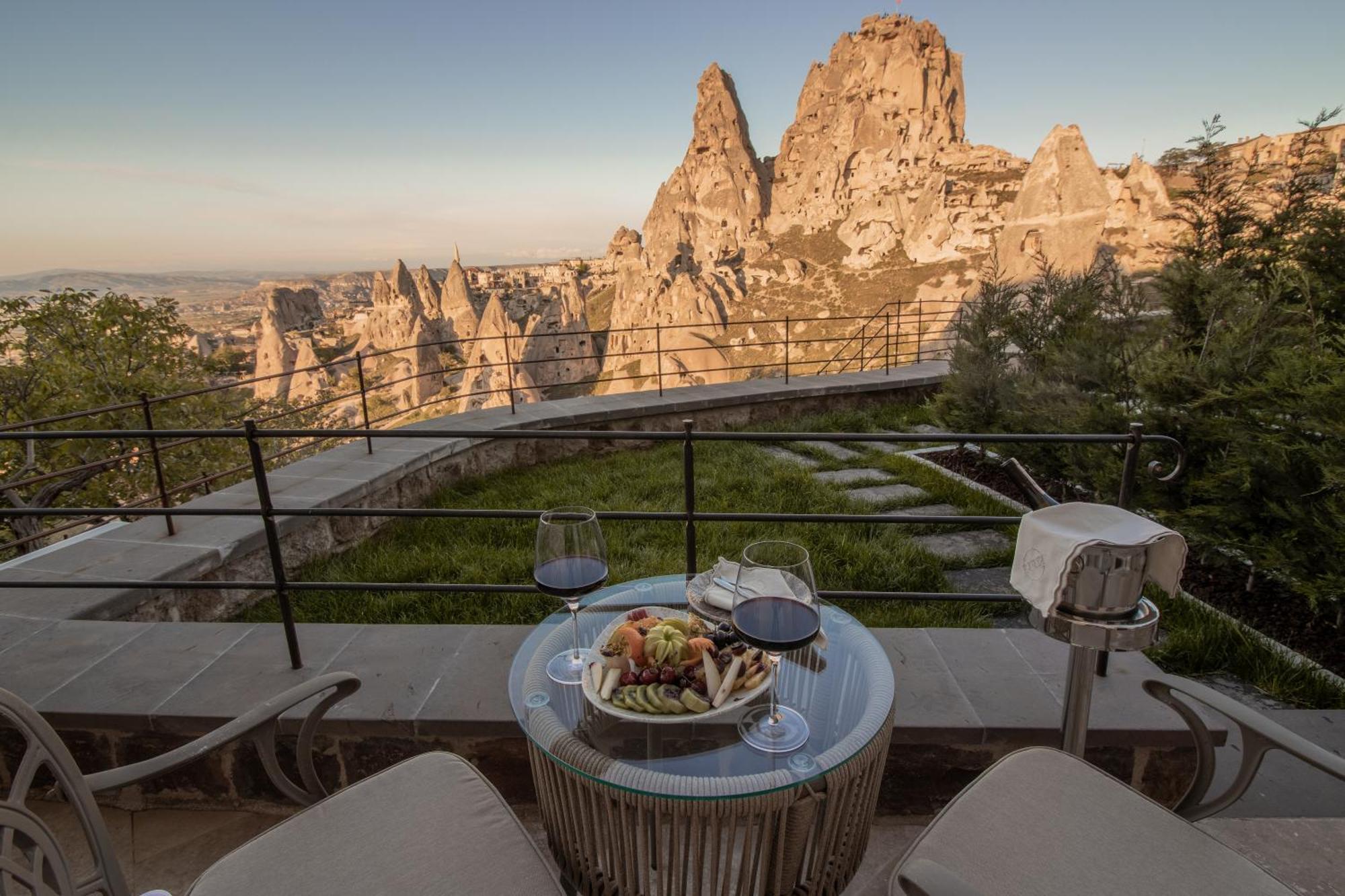 Via Regia Cappadocia Hotel อุตชิซาร์ ภายนอก รูปภาพ