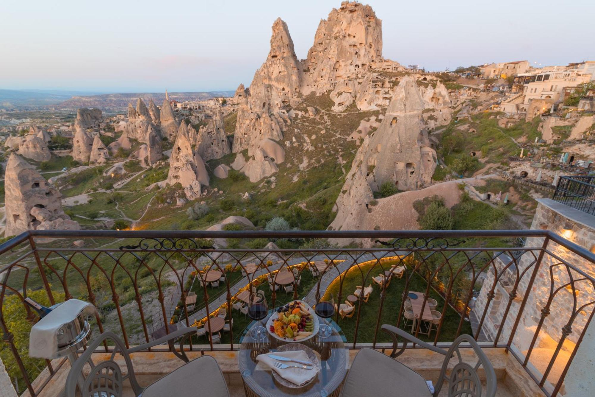 Via Regia Cappadocia Hotel อุตชิซาร์ ภายนอก รูปภาพ